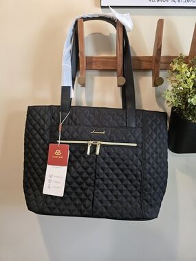 Lovevook Black Quilted Tote with Gold Zipper Accents